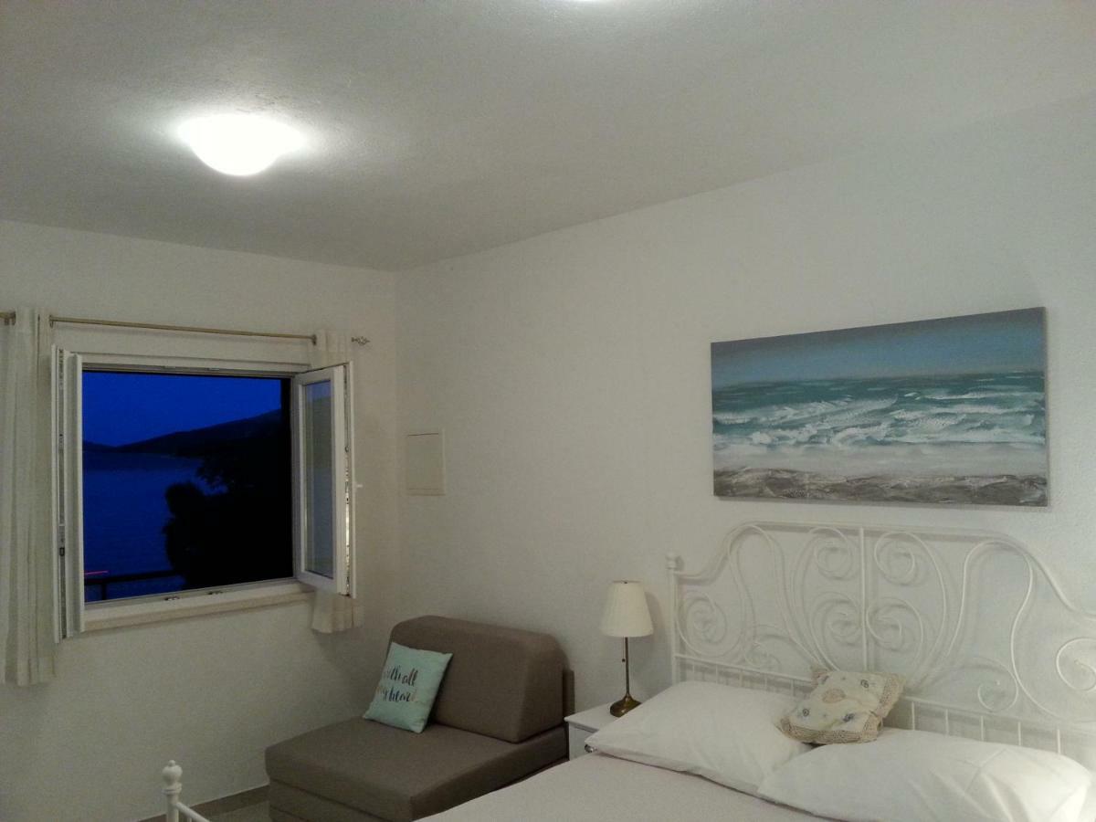 Luce 2 Apartment