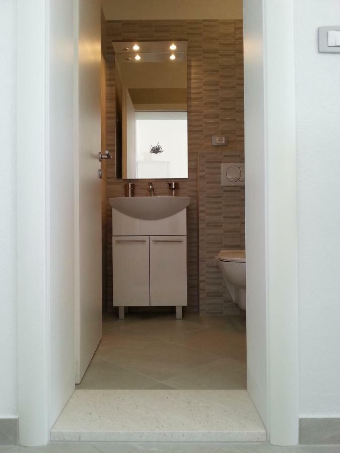 Luce 2 Apartment *